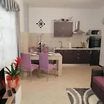 Apartment T&d *