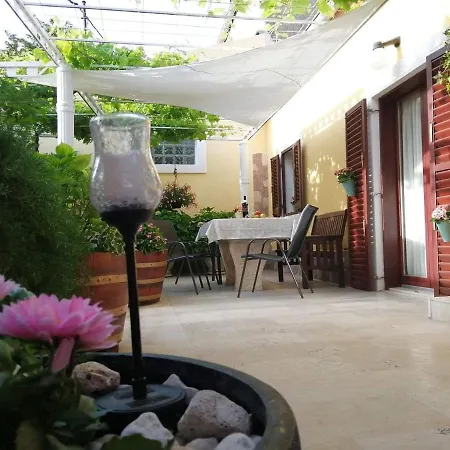 T&d Apartment *