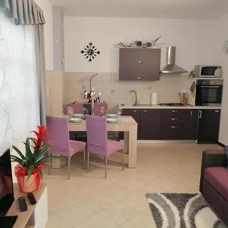 Apartament T&d *