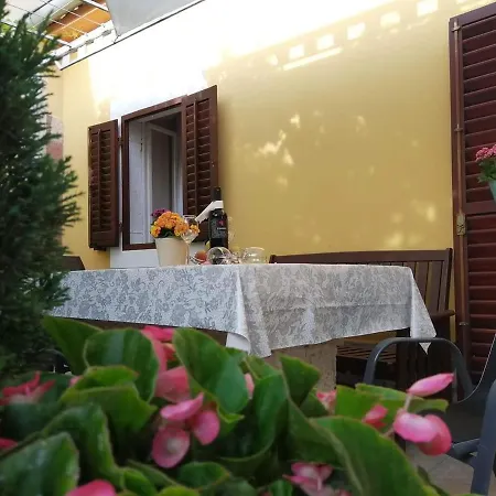 T&d Apartament Pula